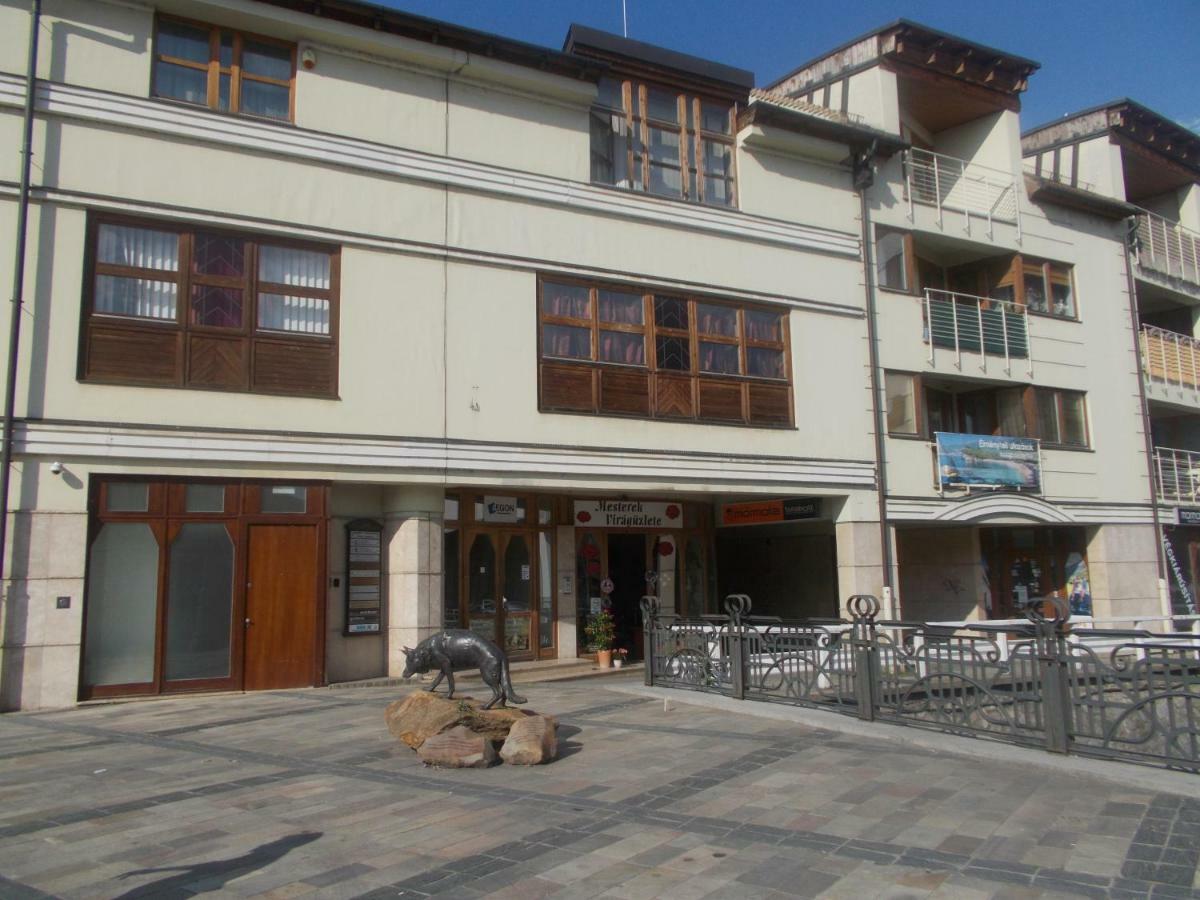 Retron Szinva-Lux Hotel Miskolc Esterno foto